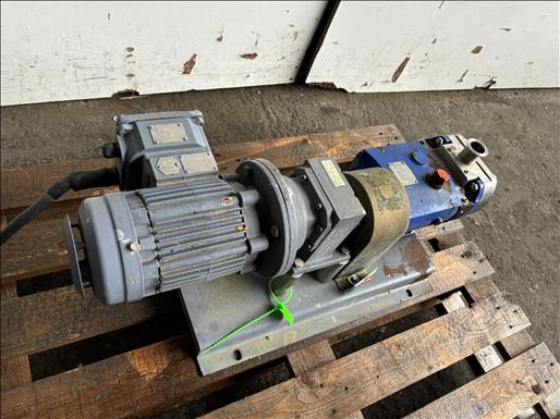 Alfa Laval SX2-013H Lobe pump - Pārtikas iekārta: foto 3 Alfa Laval SX2-013H Lobe pump - Pārtikas iekārta: foto 3