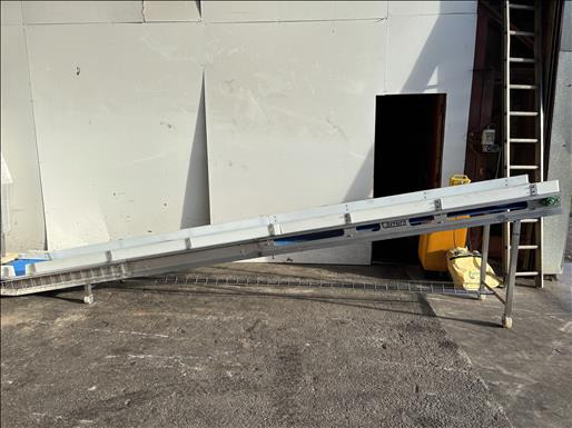 Carrera elevator conveyor - Konveijers: foto 1 Carrera elevator conveyor - Konveijers: foto 1