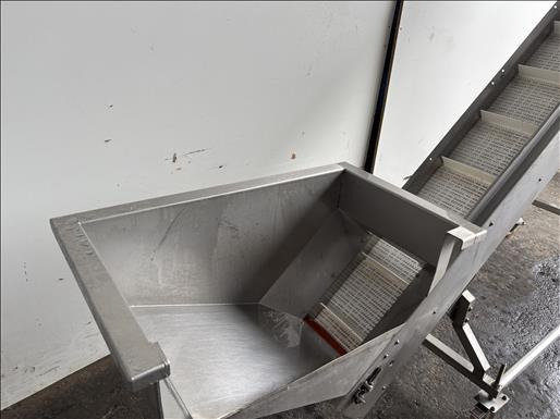 NEH Engineering Flighted elevator conveyor - Konveijers: foto 3 NEH Engineering Flighted elevator conveyor - Konveijers: foto 3