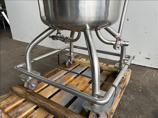 Quinn Holding tank - Pārtikas iekārta: foto 4 Quinn Holding tank - Pārtikas iekārta: foto 4