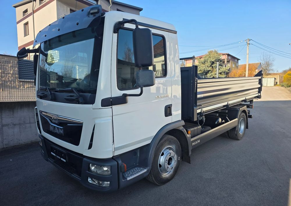 MAN TGL 12.250 /12.220 / ATEGO/ WYWROTKA / 2016 / NOWA ZABUDOWA - Kravas automašīna pašizgāzējs: foto 1 MAN TGL 12.250 /12.220 / ATEGO/ WYWROTKA / 2016 / NOWA ZABUDOWA - Kravas automašīna pašizgāzējs: foto 1