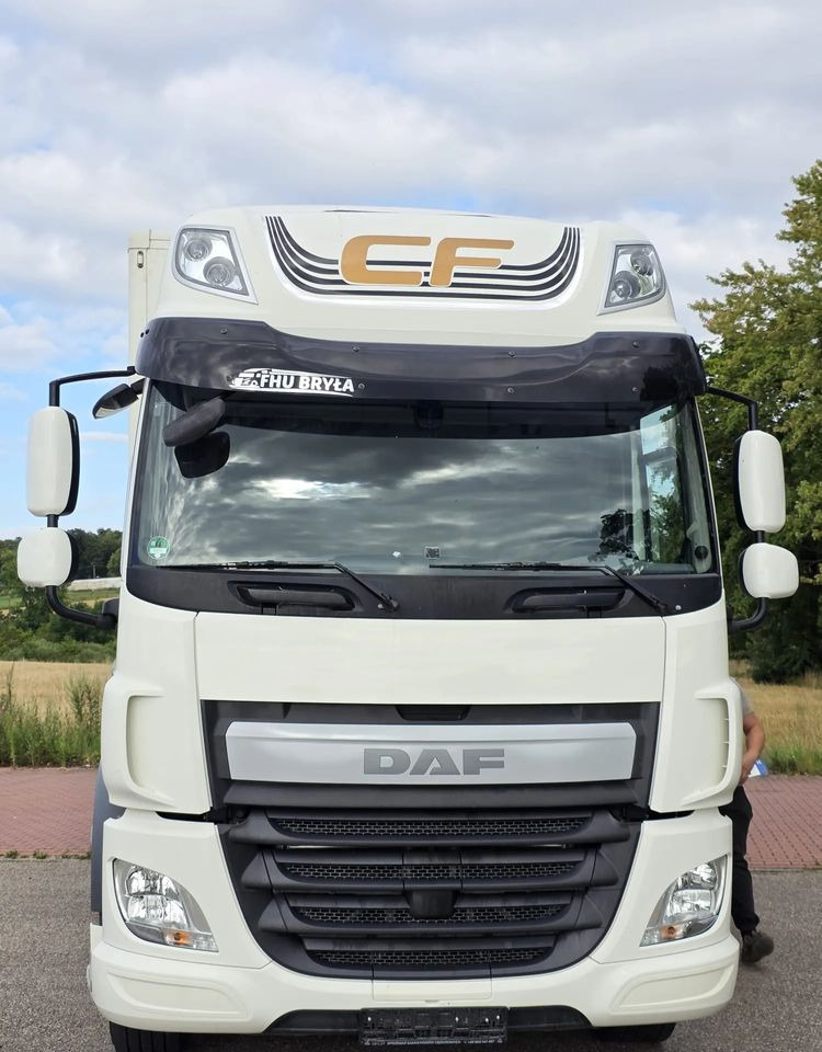 DAF CF 330/10.2017/KONTENER MEBLOWY/IZOTERMA/WINDA/18 PALET/E6/NISKI PRZEBIEG/Z NIEMIEC/JAK NOWY/DUŻY SILNIK 10 837cm3// - Kravas automašīna ar slēgto virsbūvi: foto 4 DAF CF 330/10.2017/KONTENER MEBLOWY/IZOTERMA/WINDA/18 PALET/E6/NISKI PRZEBIEG/Z NIEMIEC/JAK NOWY/DUŻY SILNIK 10 837cm3// - Kravas automašīna ar slēgto virsbūvi: foto 4