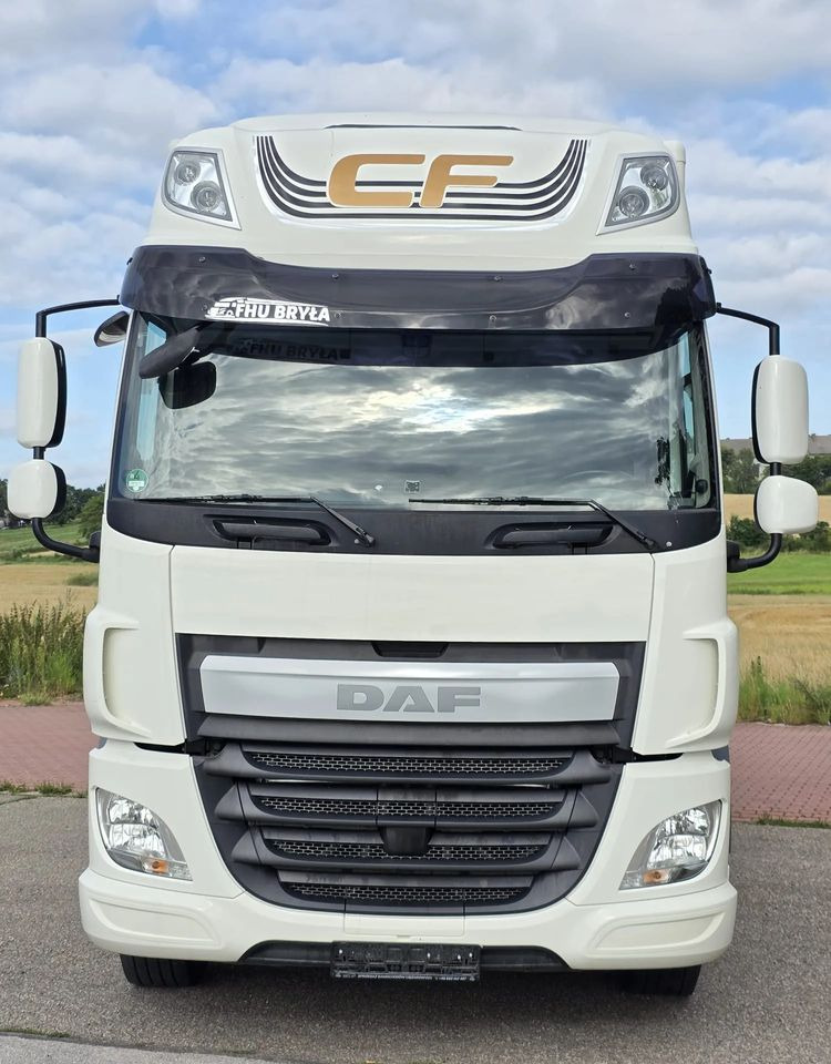 DAF CF 330/10.2017/KONTENER MEBLOWY/IZOTERMA/WINDA/18 PALET/E6/NISKI PRZEBIEG/Z NIEMIEC/JAK NOWY/DUŻY SILNIK 10 837cm3// - Kravas automašīna ar slēgto virsbūvi: foto 3 DAF CF 330/10.2017/KONTENER MEBLOWY/IZOTERMA/WINDA/18 PALET/E6/NISKI PRZEBIEG/Z NIEMIEC/JAK NOWY/DUŻY SILNIK 10 837cm3// - Kravas automašīna ar slēgto virsbūvi: foto 3