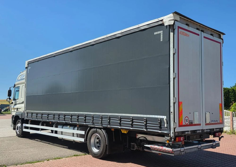 DAF CF290 / CF320 / FIRANKA / WINDA DHOLLANDIA / E6/ JEDEN WŁAŚCICIEL / SPROWADZONY / 22PALETY / 2019/ PODNOSZONY DACH / JAK NOWY - Kravas automašīna ar tentu: foto 5 DAF CF290 / CF320 / FIRANKA / WINDA DHOLLANDIA / E6/ JEDEN WŁAŚCICIEL / SPROWADZONY / 22PALETY / 2019/ PODNOSZONY DACH / JAK NOWY - Kravas automašīna ar tentu: foto 5
