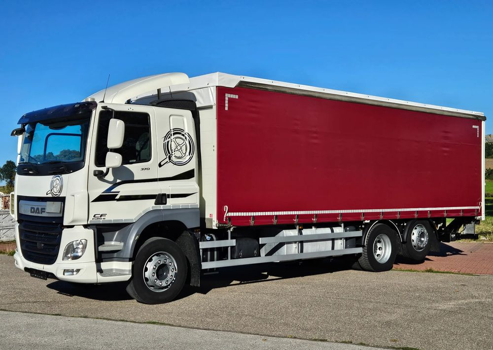 DAF CF370/410/BURTO-FIRANKA/RETARDER/WINDA/OŚ SKRĘTNA-PODNOSZONA/E6/SPROWADZONY/20PALET/BURTO-FIRANKA - Kravas automašīna ar tentu: foto 1 DAF CF370/410/BURTO-FIRANKA/RETARDER/WINDA/OŚ SKRĘTNA-PODNOSZONA/E6/SPROWADZONY/20PALET/BURTO-FIRANKA - Kravas automašīna ar tentu: foto 1