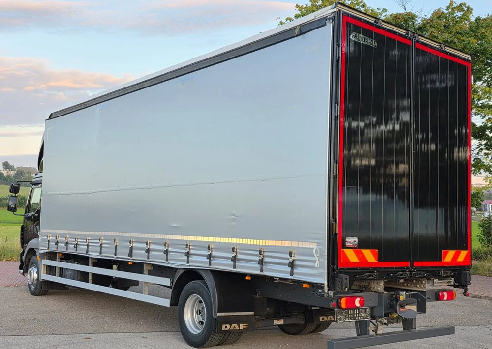 DAF LF 290 / WINDA / 16TON DMC / FIRANKA / SYPIALKA / AUTOMAT / JEDEN WŁAŚCICIE / EURO 6 / 2019 / SPROWADZONY / 20PALET / NISKI PRZEBIEG / DUŻA ŁADOWNOŚĆ / JAK NOWY - Kravas automašīna ar tentu: foto 4 DAF LF 290 / WINDA / 16TON DMC / FIRANKA / SYPIALKA / AUTOMAT / JEDEN WŁAŚCICIE / EURO 6 / 2019 / SPROWADZONY / 20PALET / NISKI PRZEBIEG / DUŻA ŁADOWNOŚĆ / JAK NOWY - Kravas automašīna ar tentu: foto 4