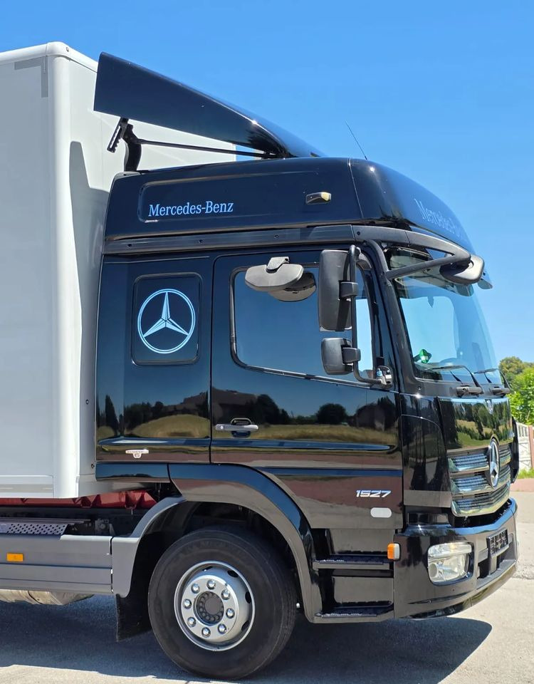 Kravas automašīna refrižerators Mercedes-Benz ATEGO 1527/1530/IZOTERMA/WINDA/SPROWADZONY/E6/PIERWSZY WŁAŚCICIEL/AUTOMAT/18EURO PALET/STAN BARDZO DOBRY: foto 12 Kravas automašīna refrižerators Mercedes-Benz ATEGO 1527/1530/IZOTERMA/WINDA/SPROWADZONY/E6/PIERWSZY WŁAŚCICIEL/AUTOMAT/18EURO PALET/STAN BARDZO DOBRY: foto 12