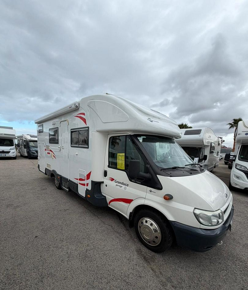 ROLLER TEAM GRANDUCA GARAGE P - Daļēji integrētais kemperis: foto 2 ROLLER TEAM GRANDUCA GARAGE P - Daļēji integrētais kemperis: foto 2