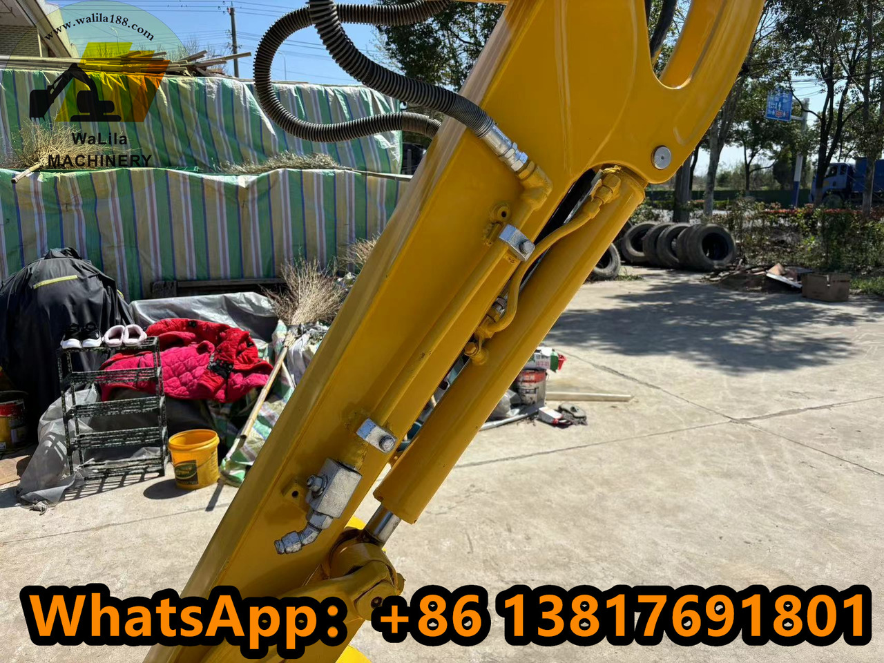KOMATSU Pc35 - Mini-ekskavators: foto 3 KOMATSU Pc35 - Mini-ekskavators: foto 3