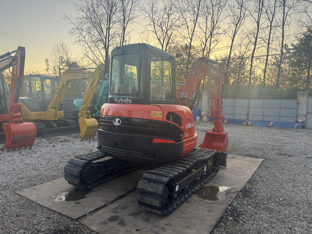 KUBOTA Kubota U48-4 - Mini-ekskavators: foto 4 KUBOTA Kubota U48-4 - Mini-ekskavators: foto 4