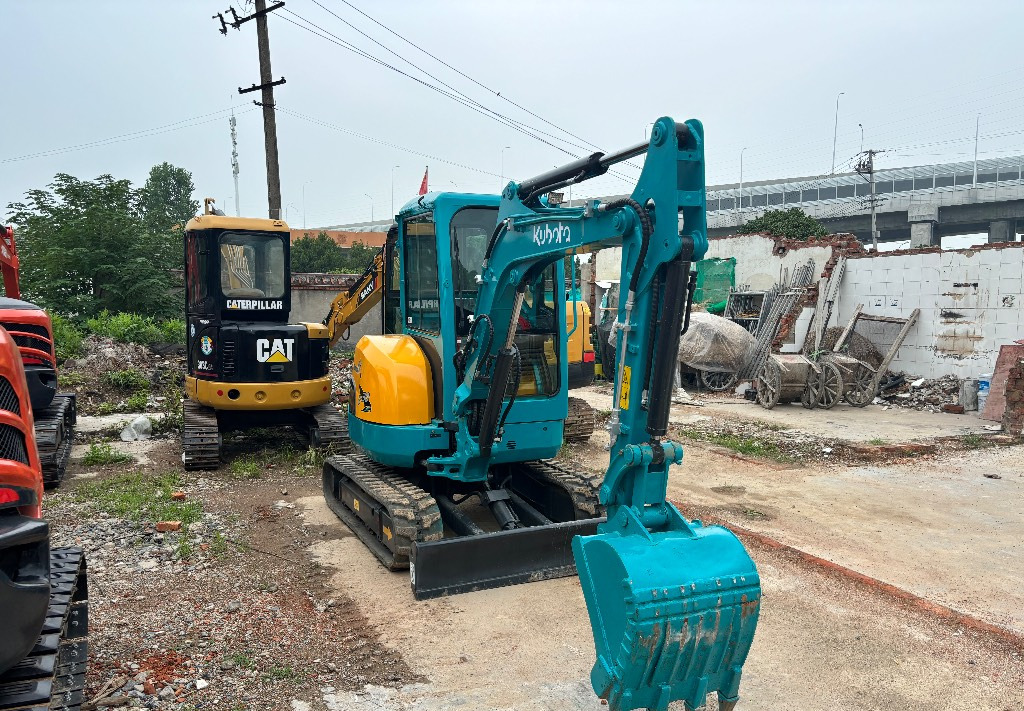 KUBOTA U30 - Mini-ekskavators: foto 5 KUBOTA U30 - Mini-ekskavators: foto 5