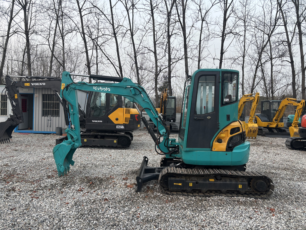 KUBOTA U35 - Mini-ekskavators: foto 3 KUBOTA U35 - Mini-ekskavators: foto 3