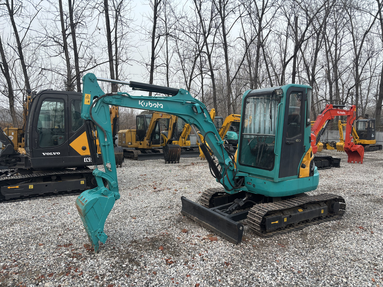 KUBOTA U35 - Mini-ekskavators: foto 4 KUBOTA U35 - Mini-ekskavators: foto 4