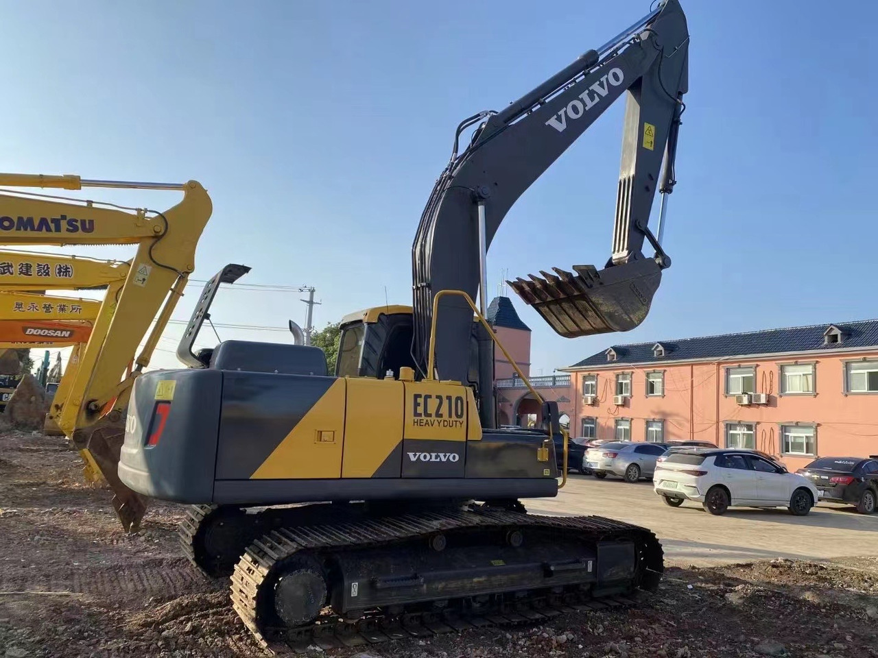 Volvo EC 210 Volvo 210 Ec240 - Kāpurķēžu ekskavators: foto 3 Volvo EC 210 Volvo 210 Ec240 - Kāpurķēžu ekskavators: foto 3