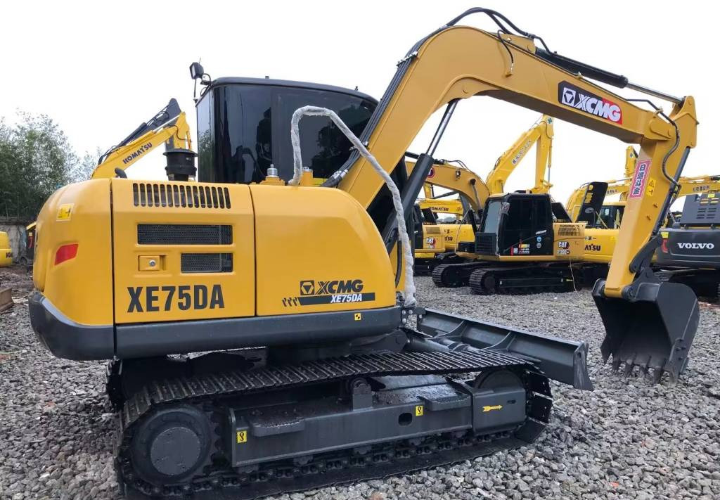 XCMG XE 75 DA XE75 - Mini-ekskavators: foto 1 XCMG XE 75 DA XE75 - Mini-ekskavators: foto 1