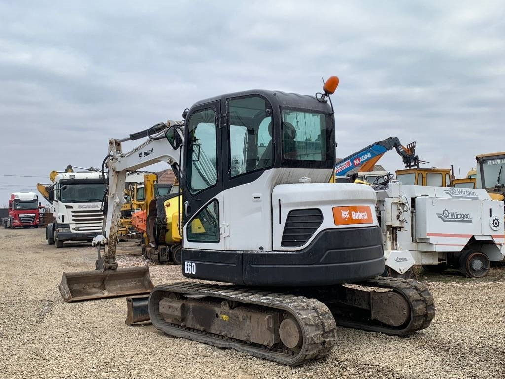 Bobcat E 60 - Mini-ekskavators: foto 3 Bobcat E 60 - Mini-ekskavators: foto 3