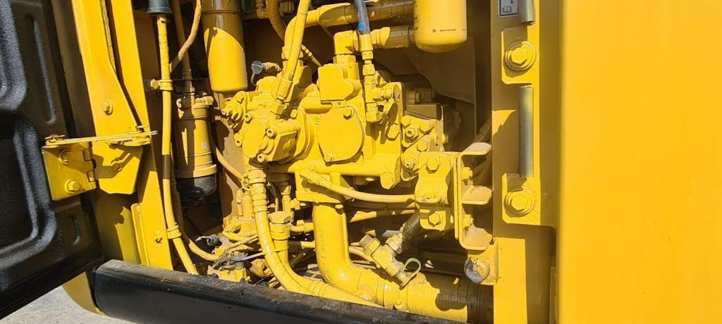 CAT 318FL - Kāpurķēžu ekskavators: foto 5 CAT 318FL - Kāpurķēžu ekskavators: foto 5