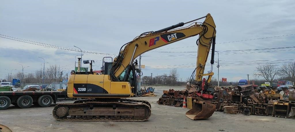 CAT 320 D - Kāpurķēžu ekskavators: foto 3 CAT 320 D - Kāpurķēžu ekskavators: foto 3