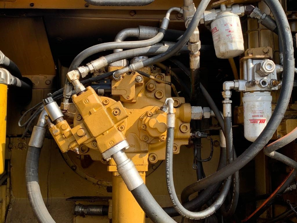 Kāpurķēžu ekskavators CAT 336D2: foto 11