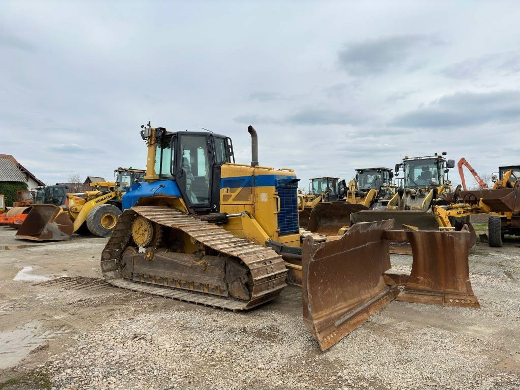 CAT D 6 N LGP - Buldozers: foto 1 CAT D 6 N LGP - Buldozers: foto 1