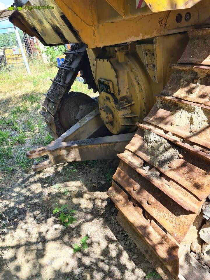 CAT D 6 R XL CAT D 6 R XL - Buldozers: foto 4 CAT D 6 R XL CAT D 6 R XL - Buldozers: foto 4
