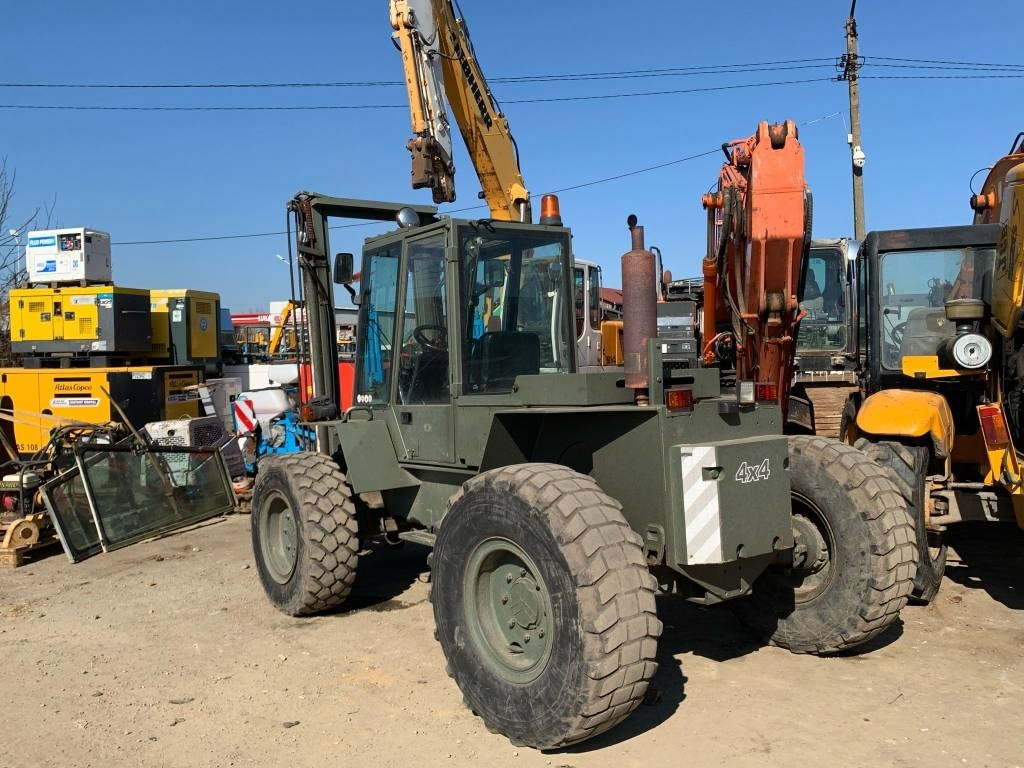 Climax Commando TT20-4M - Dīzeļiekrāvējs: foto 3 Climax Commando TT20-4M - Dīzeļiekrāvējs: foto 3