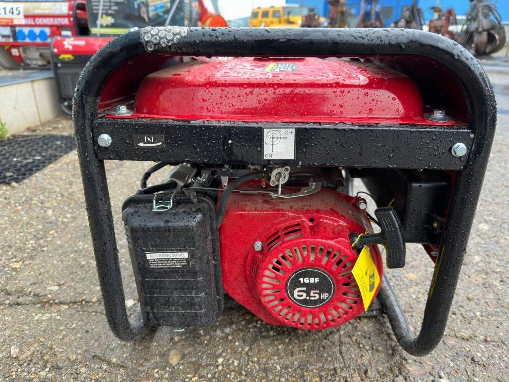 Erdmann ER900 - Elektroģenerators: foto 4 Erdmann ER900 - Elektroģenerators: foto 4