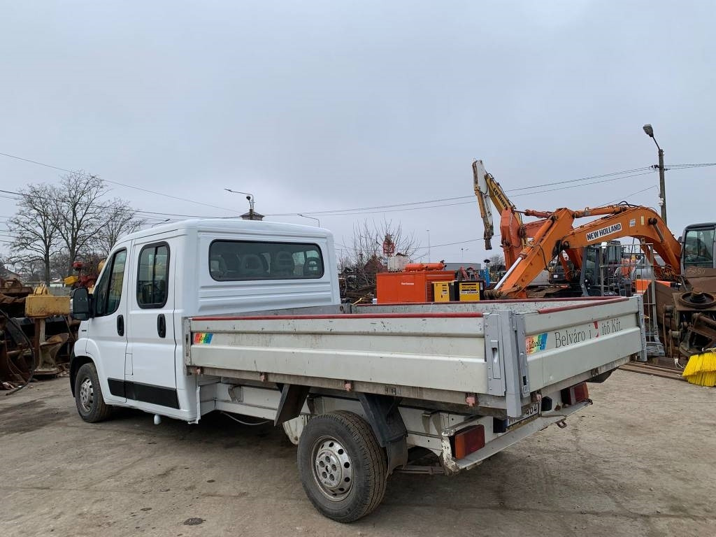 Fiat Ducato - Automašīna ar kravas platformu: foto 4 Fiat Ducato - Automašīna ar kravas platformu: foto 4