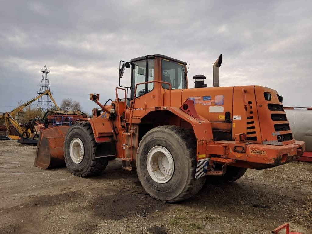 Fiat-Hitachi W 270 - Riteņu iekrāvējs: foto 3 Fiat-Hitachi W 270 - Riteņu iekrāvējs: foto 3