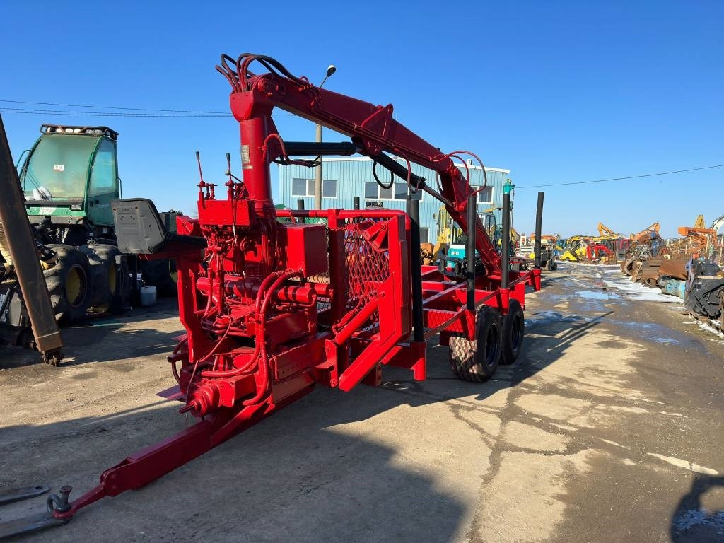 Fliegl Twin Axle - Kokvedēja piekabe: foto 2 Fliegl Twin Axle - Kokvedēja piekabe: foto 2