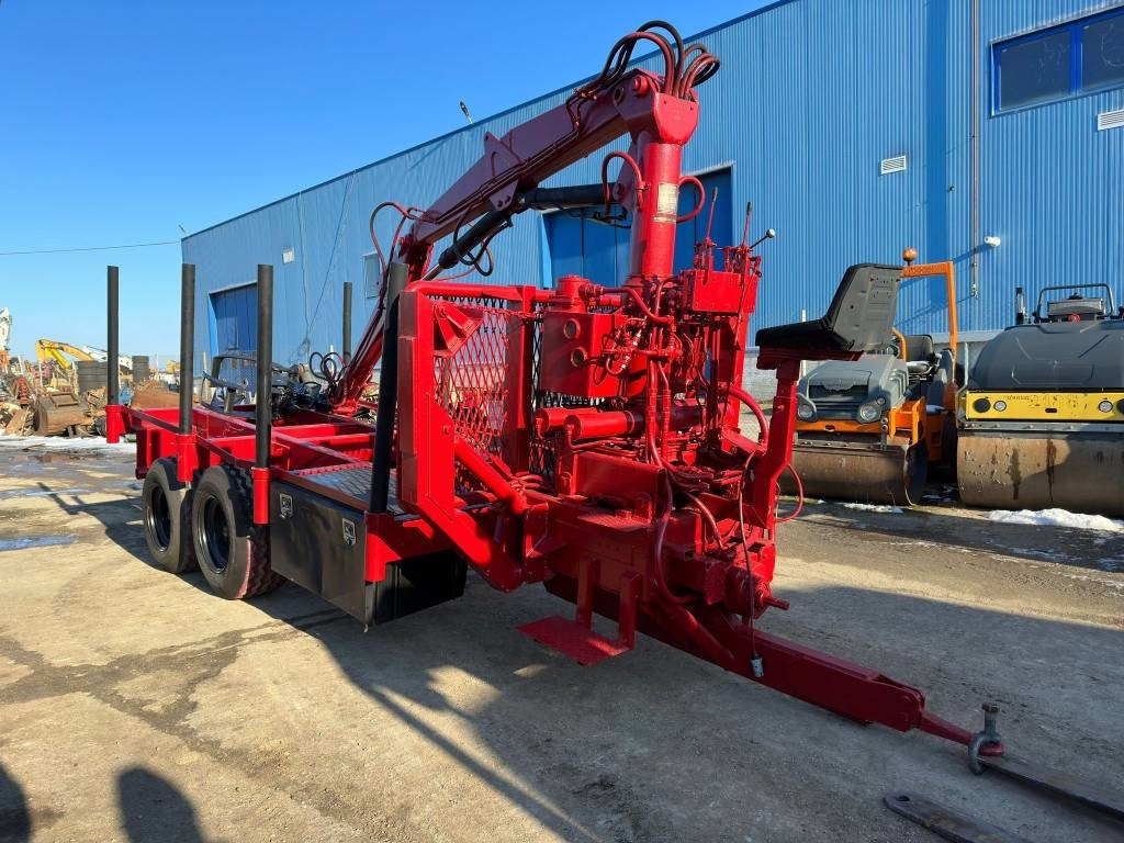 Fliegl Twin Axle - Kokvedēja piekabe: foto 3 Fliegl Twin Axle - Kokvedēja piekabe: foto 3