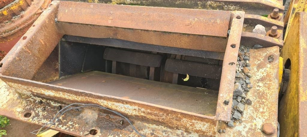 Godwin Godwin - Drupinātājs: foto 4 Godwin Godwin - Drupinātājs: foto 4