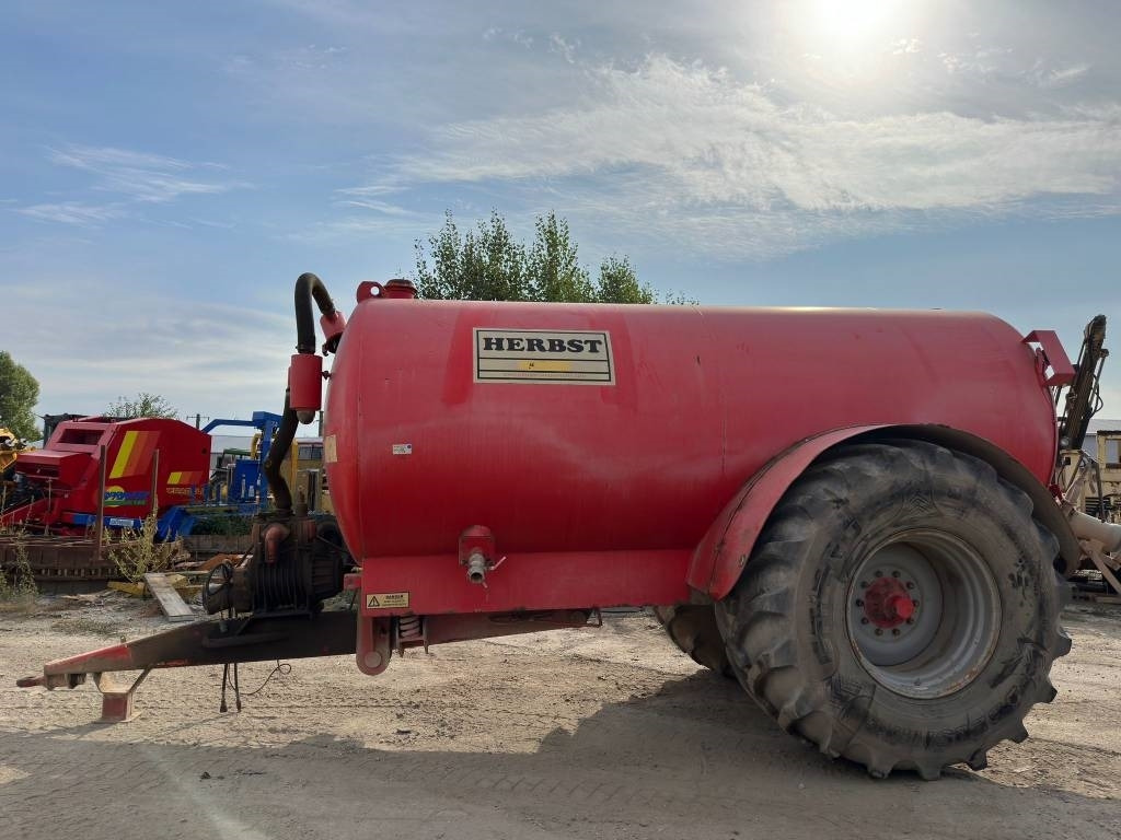 Šķidrmēslu muca Herbst T2000R: foto 7 Šķidrmēslu muca Herbst T2000R: foto 7