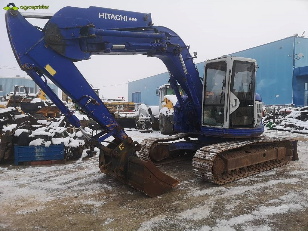Hitachi EX 135 UR - Kāpurķēžu ekskavators: foto 1 Hitachi EX 135 UR - Kāpurķēžu ekskavators: foto 1
