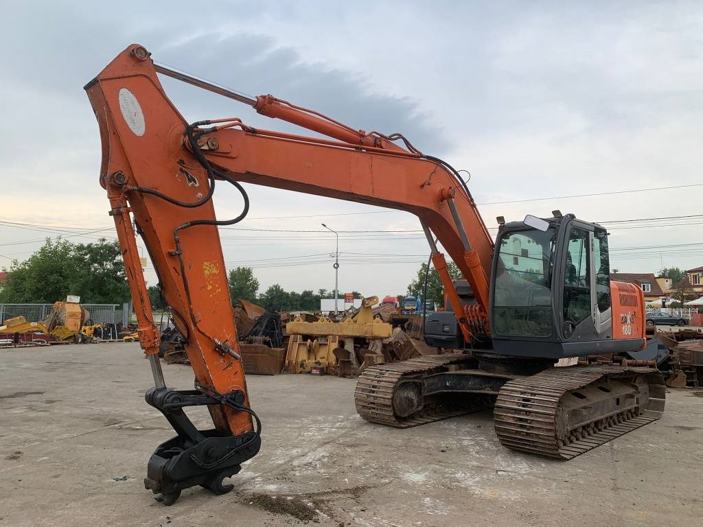 Hitachi ZX 180 LC-3 - Kāpurķēžu ekskavators: foto 1 Hitachi ZX 180 LC-3 - Kāpurķēžu ekskavators: foto 1