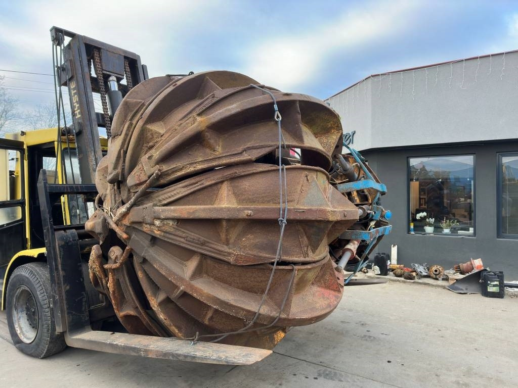 Hydraulic Scrap Grapple 8 Tines - Greiferi - Celtniecības tehnika: foto 1 Hydraulic Scrap Grapple 8 Tines - Greiferi - Celtniecības tehnika: foto 1