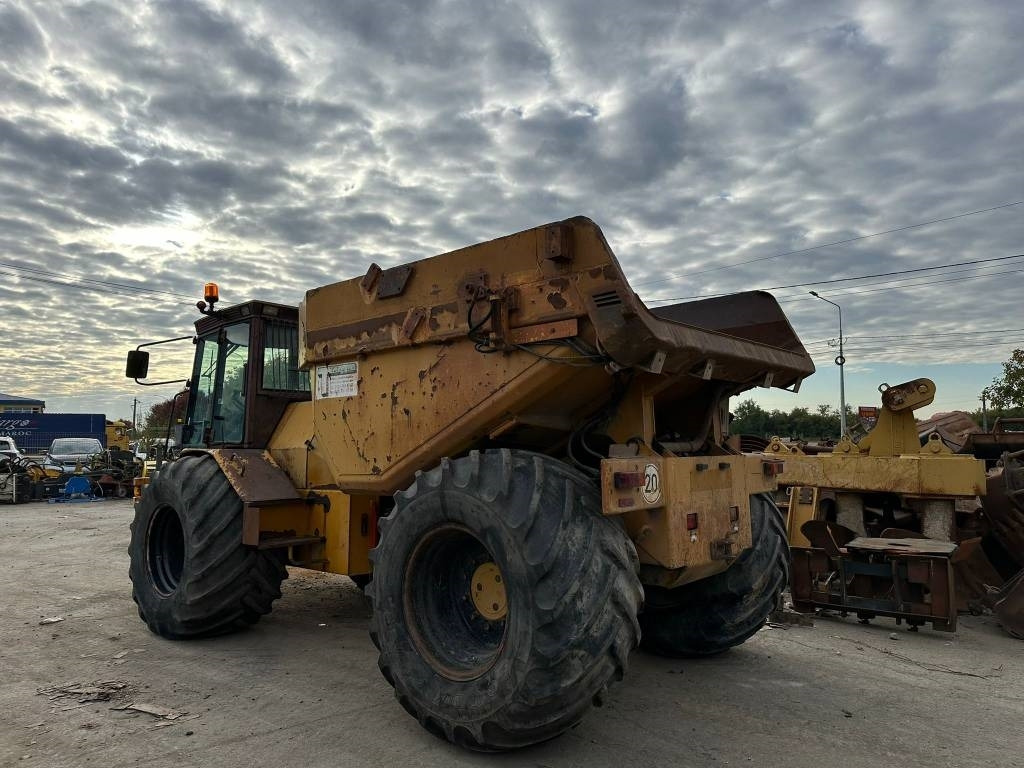 Hydrema 910 - Artikulētias pašizgāzējs: foto 3 Hydrema 910 - Artikulētias pašizgāzējs: foto 3