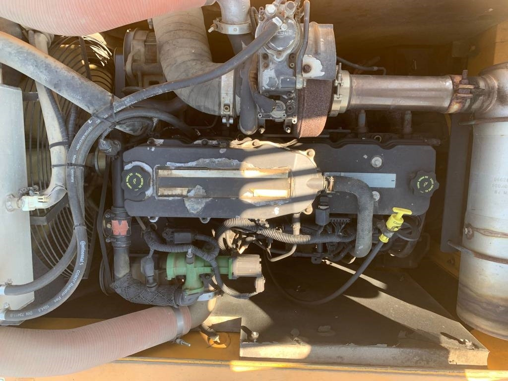 Riteņu ekskavators Hyundai Robex 180 W-9 A: foto 9
