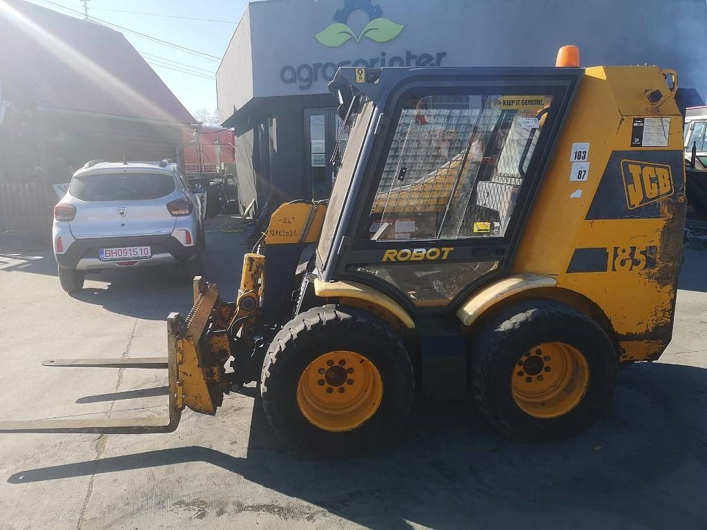 JCB 185 - Kompaktiekrāvējs: foto 3 JCB 185 - Kompaktiekrāvējs: foto 3