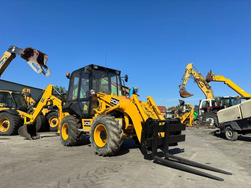 JCB 2 CX - Ekskavators-iekrāvējs: foto 5 JCB 2 CX - Ekskavators-iekrāvējs: foto 5