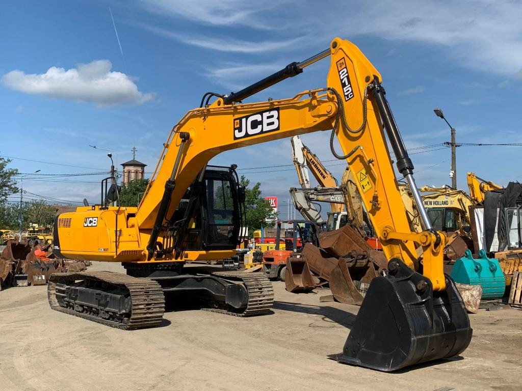 JCB 215LC NEW - Kāpurķēžu ekskavators: foto 2 JCB 215LC NEW - Kāpurķēžu ekskavators: foto 2