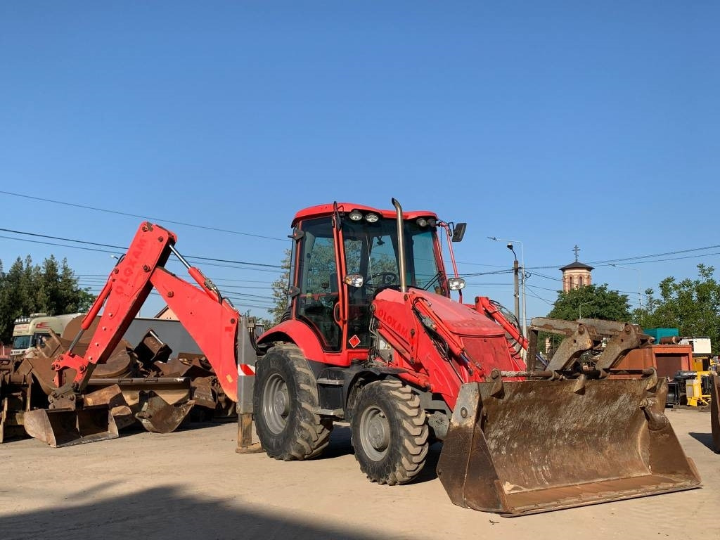 JCB 3 CX - Ekskavators-iekrāvējs: foto 1 JCB 3 CX - Ekskavators-iekrāvējs: foto 1