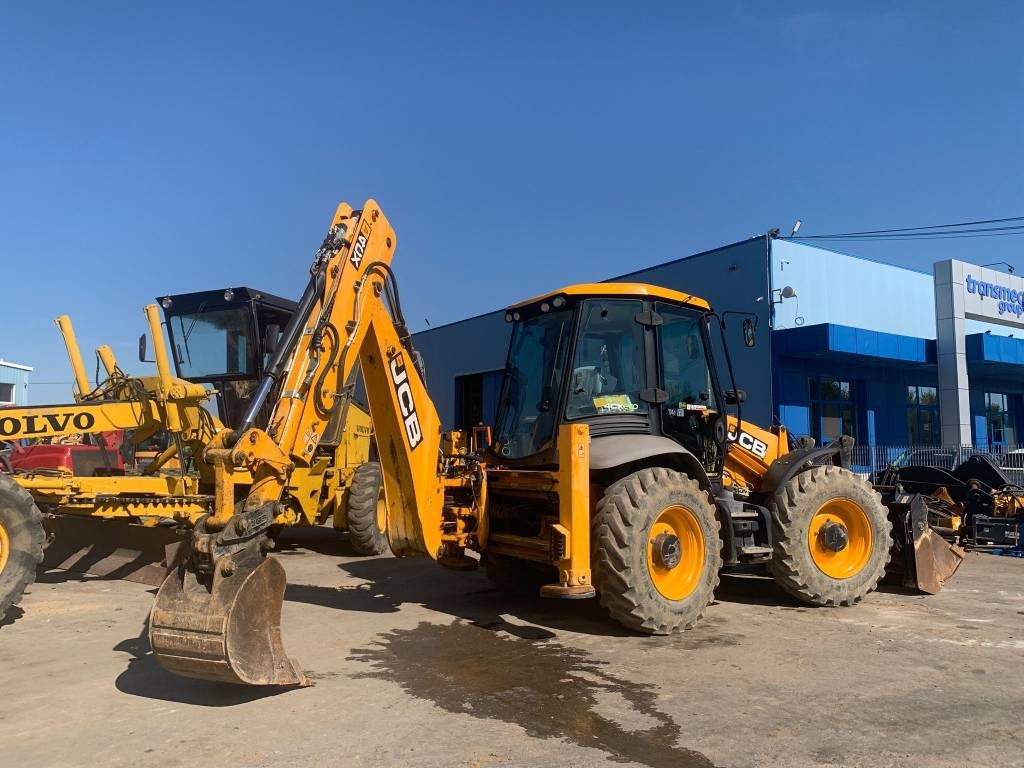 JCB 4 CX - Ekskavators-iekrāvējs: foto 3 JCB 4 CX - Ekskavators-iekrāvējs: foto 3