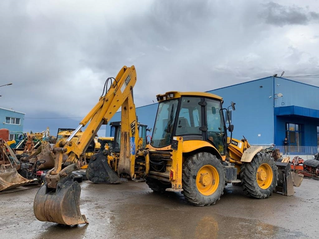 JCB 4 CX - Ekskavators-iekrāvējs: foto 4 JCB 4 CX - Ekskavators-iekrāvējs: foto 4