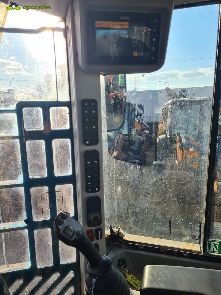 Riteņu iekrāvējs JCB 417 HT: foto 7