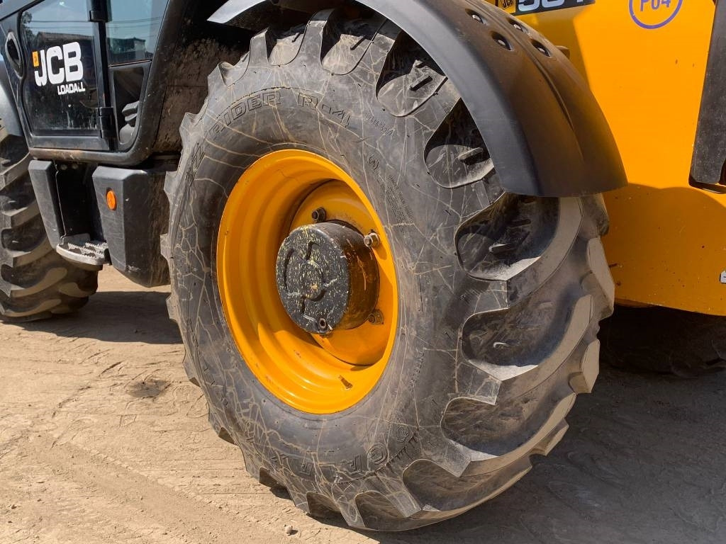 JCB 531-70 - Teleskopiskais iekrāvējs: foto 4 JCB 531-70 - Teleskopiskais iekrāvējs: foto 4