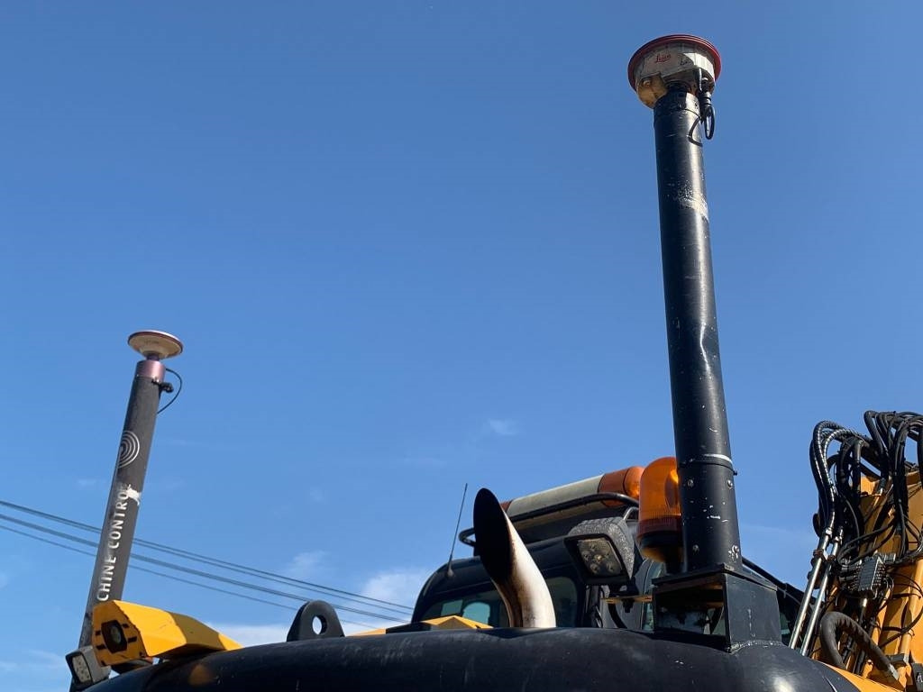 JCB JS 145 W+Engcon Rototilt+Sistem Laser 2D Leica Ico - Riteņu ekskavators: foto 5 JCB JS 145 W+Engcon Rototilt+Sistem Laser 2D Leica Ico - Riteņu ekskavators: foto 5