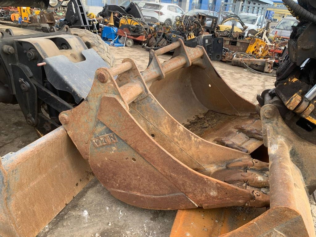 JCB JS145W+Engcon Rototilt EC219 - Riteņu ekskavators: foto 5 JCB JS145W+Engcon Rototilt EC219 - Riteņu ekskavators: foto 5