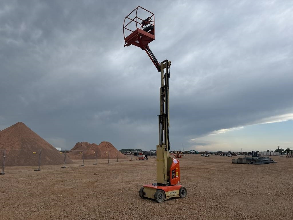 JLG Toucan 8 E - Torņa pacēlājs: foto 1 JLG Toucan 8 E - Torņa pacēlājs: foto 1