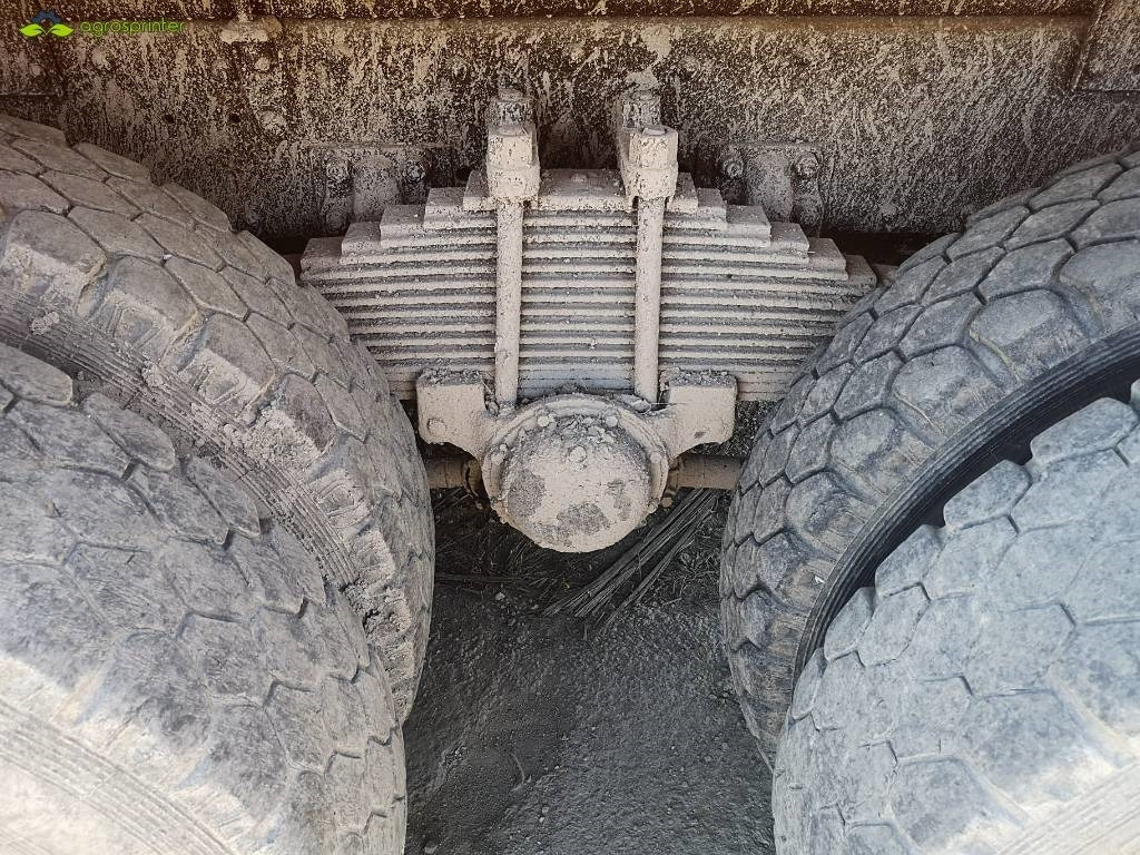 Kamaz 5511 - Kravas automašīna pašizgāzējs: foto 5 Kamaz 5511 - Kravas automašīna pašizgāzējs: foto 5